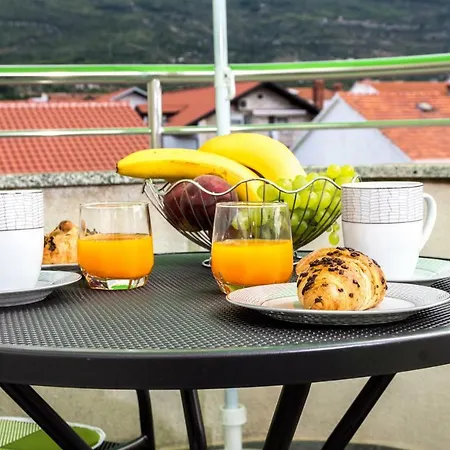 Sara Apartmán Kaštela
